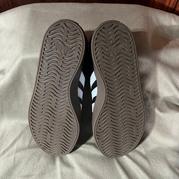 *LIKE NEW* Adidas VL Court 3.0 Sneaker - Picture 4 of 5